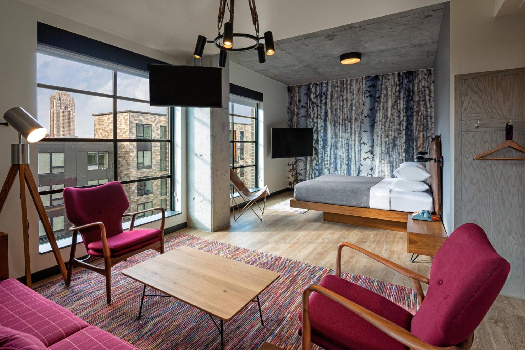 Moxy Minneapolis Downtown Exterior photo